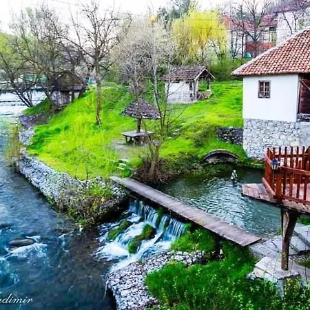 بيت للعطل Cherry Gradac